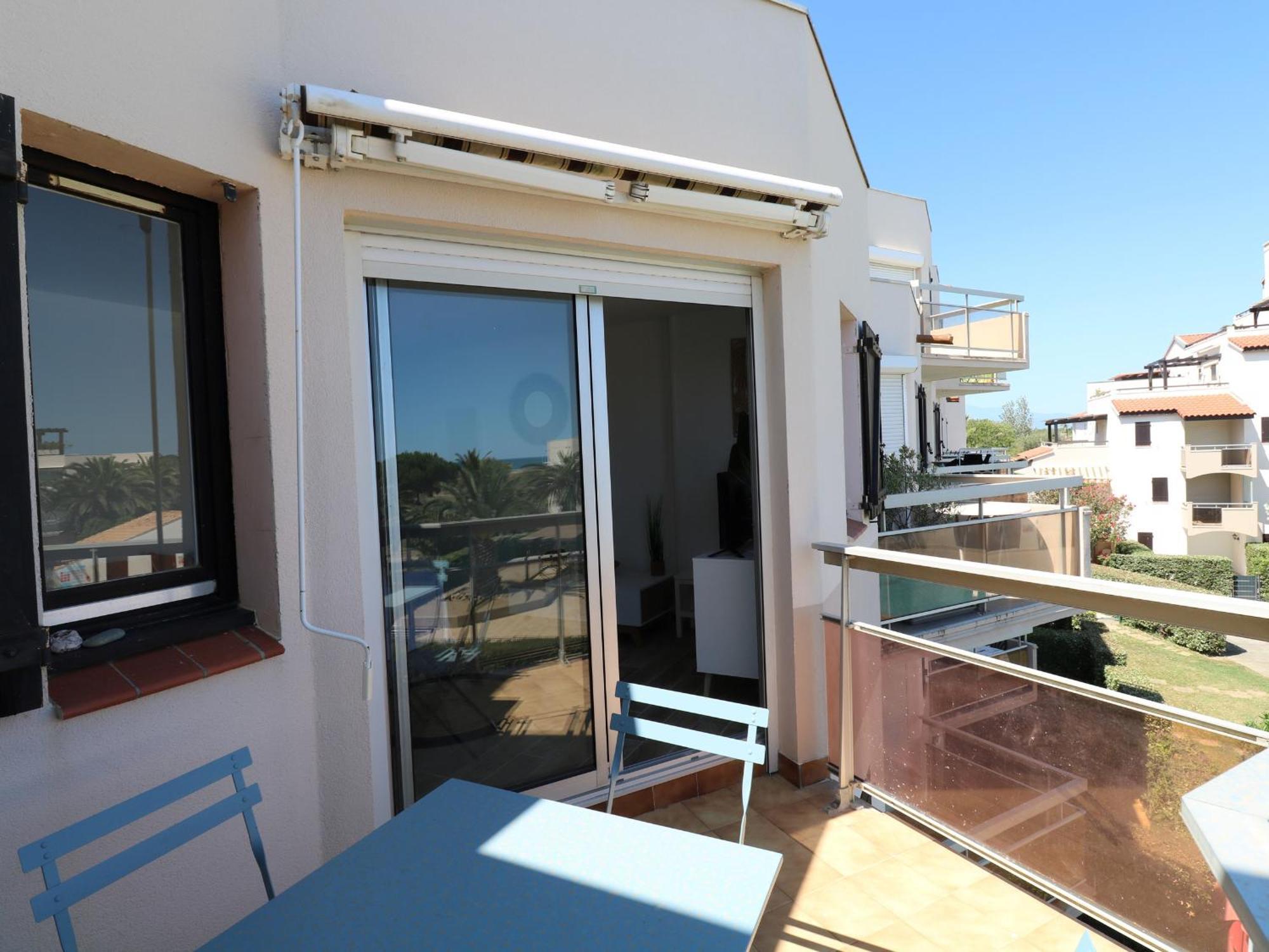 Apartment Climatise Avec Piscine Et Parking, Acces Direct A La - Fr-1-753-17